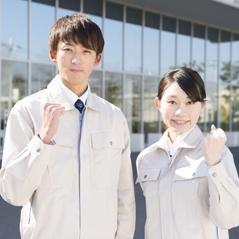 先輩スタッフ